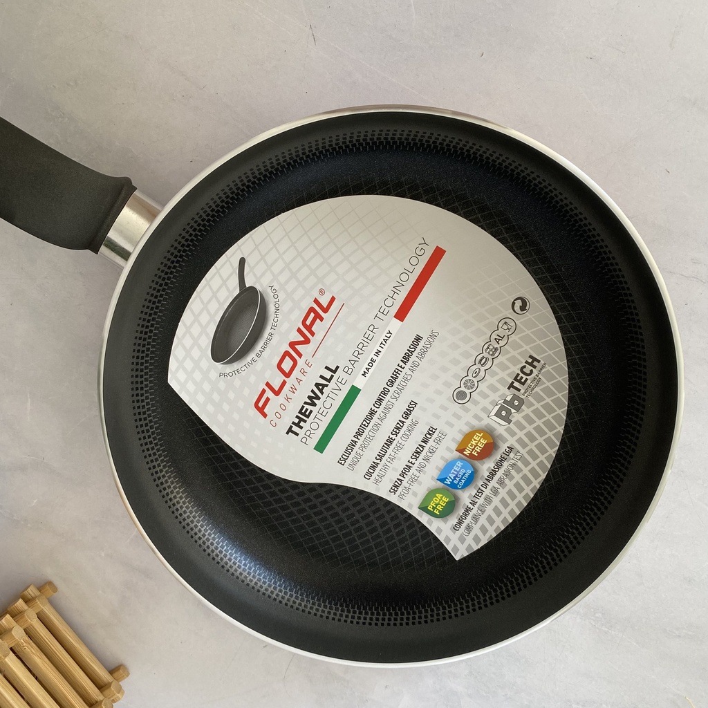 The Wall Poele 28Cm Rose