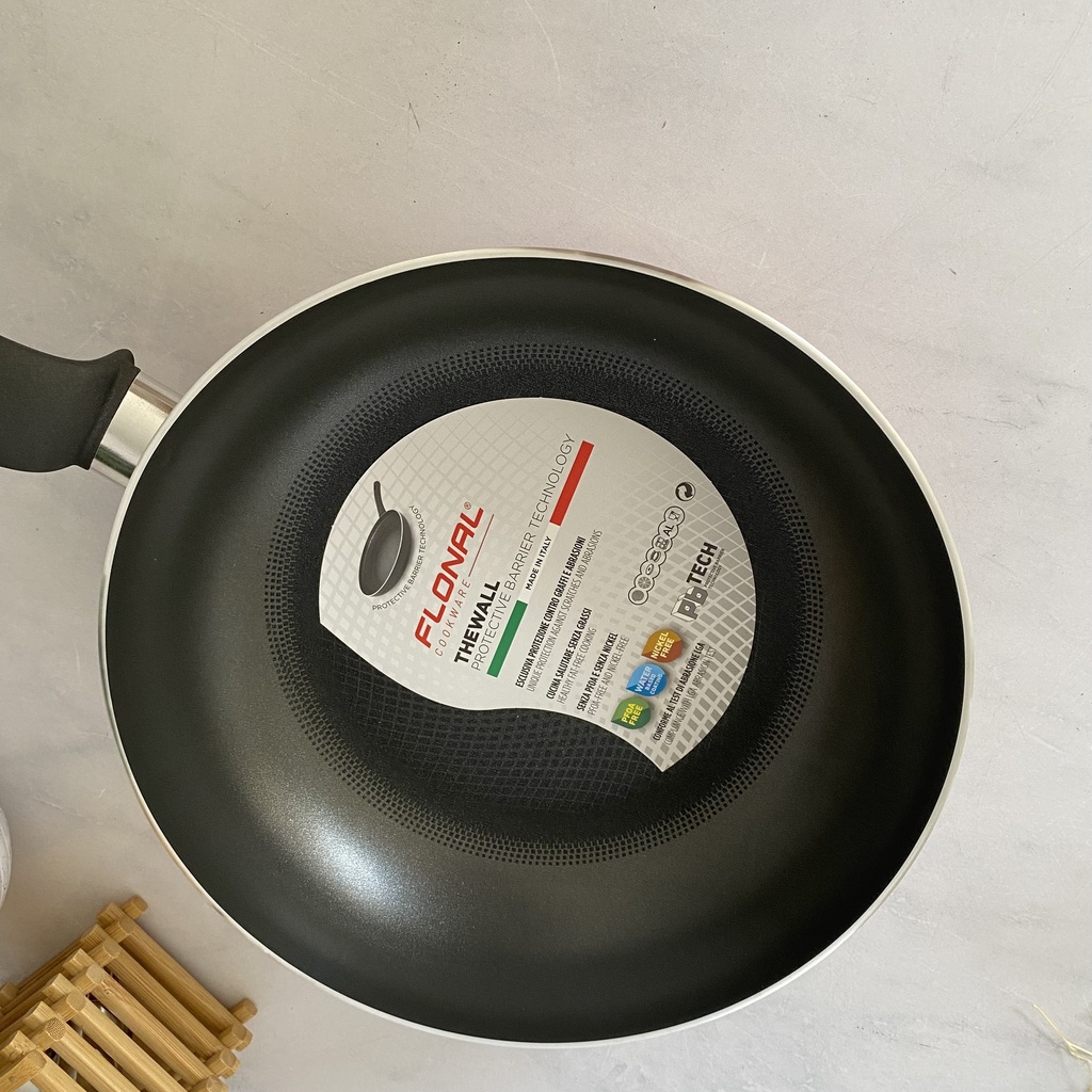 The Wall Wok 28Cm Rose