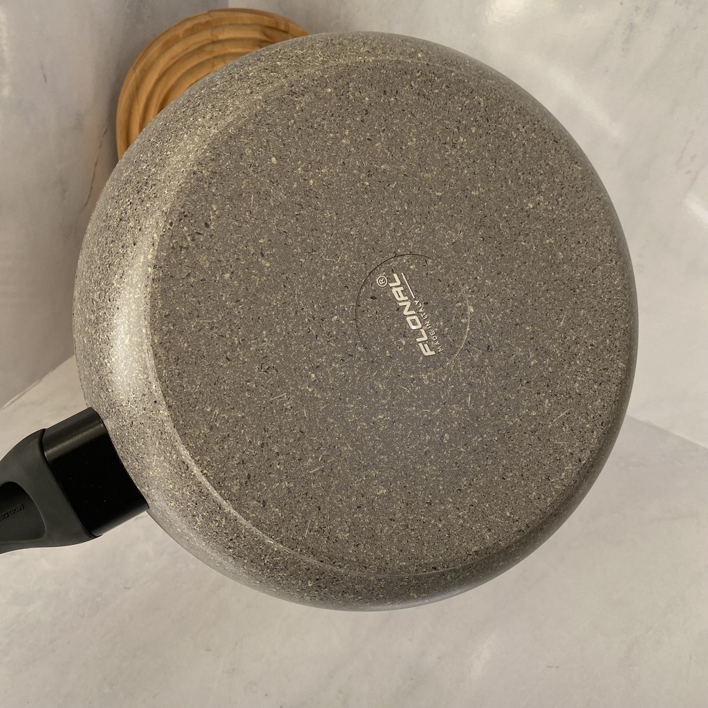 Hard Pan Sauteuse 26Cm  Avec Couvercle