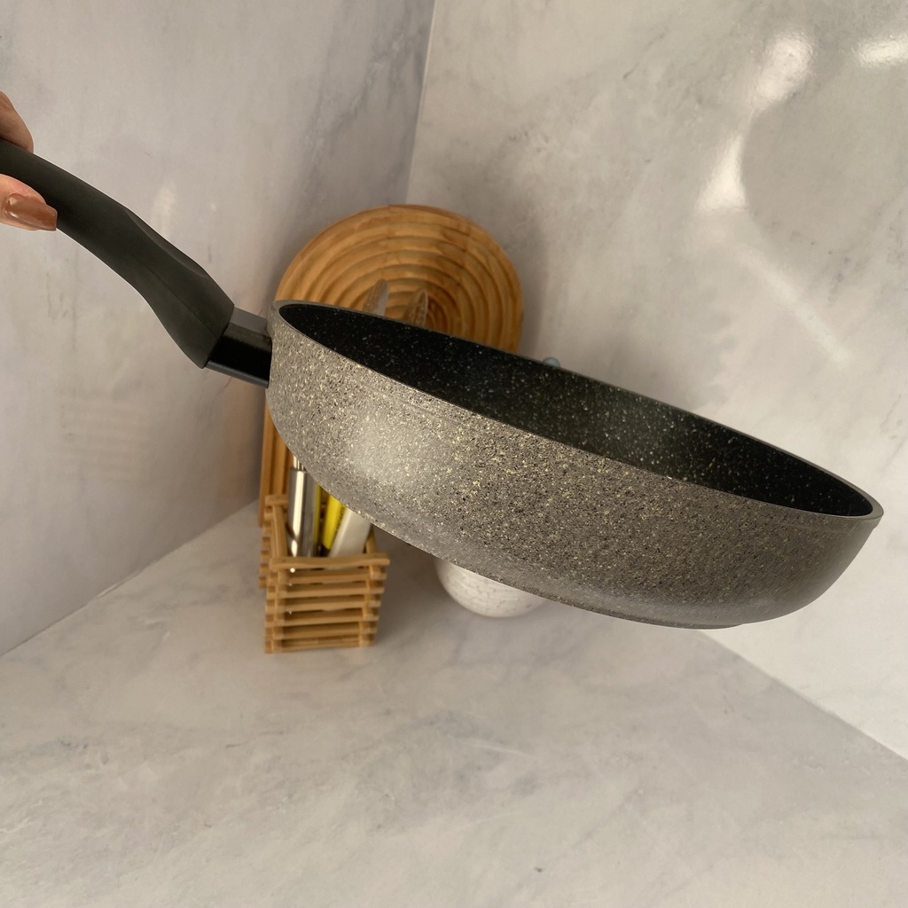 Hard Pan Sauteuse 28Cm
