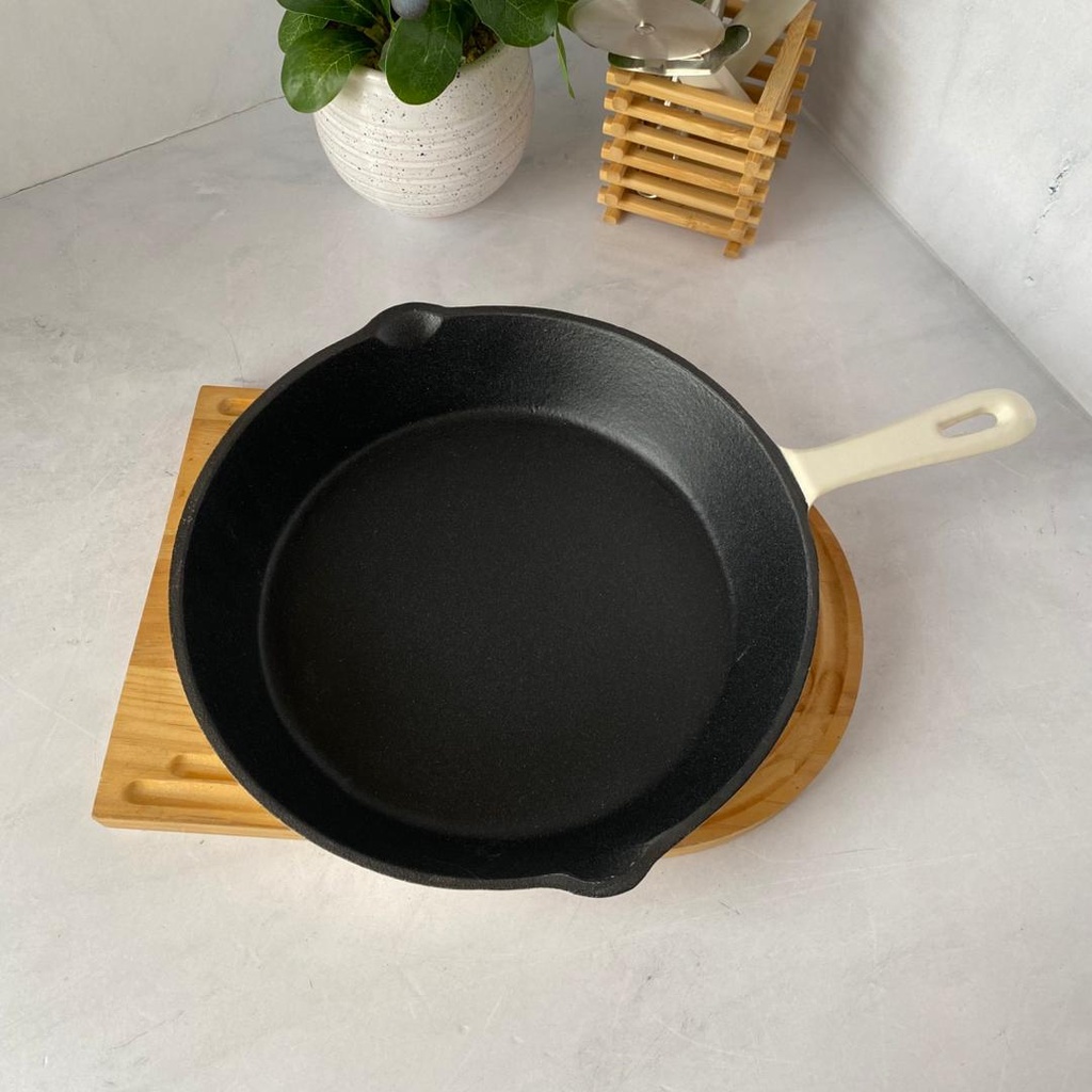 Poele En Fonte 25.5Cm Beige