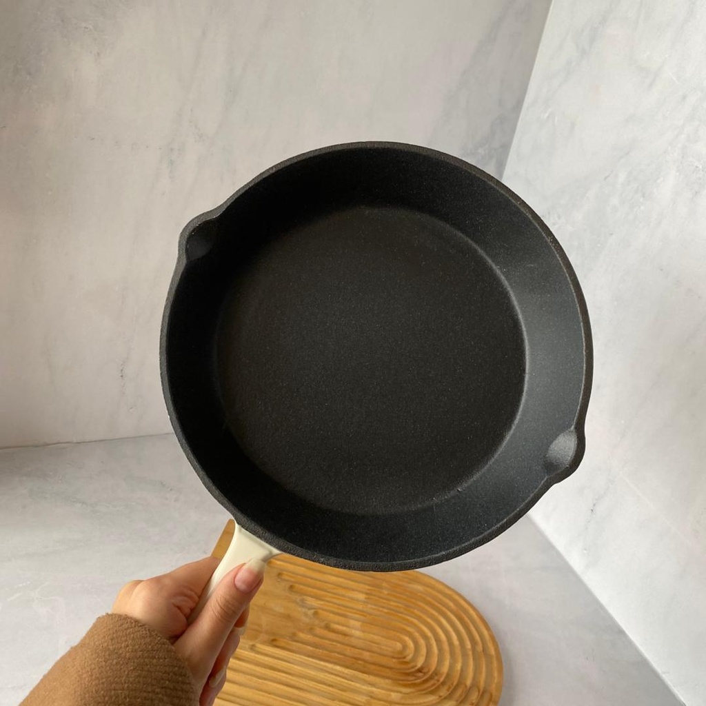 Poele En Fonte 25.5Cm Beige