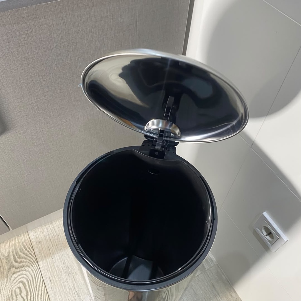 Poubelle A Pedale Inox 30 L