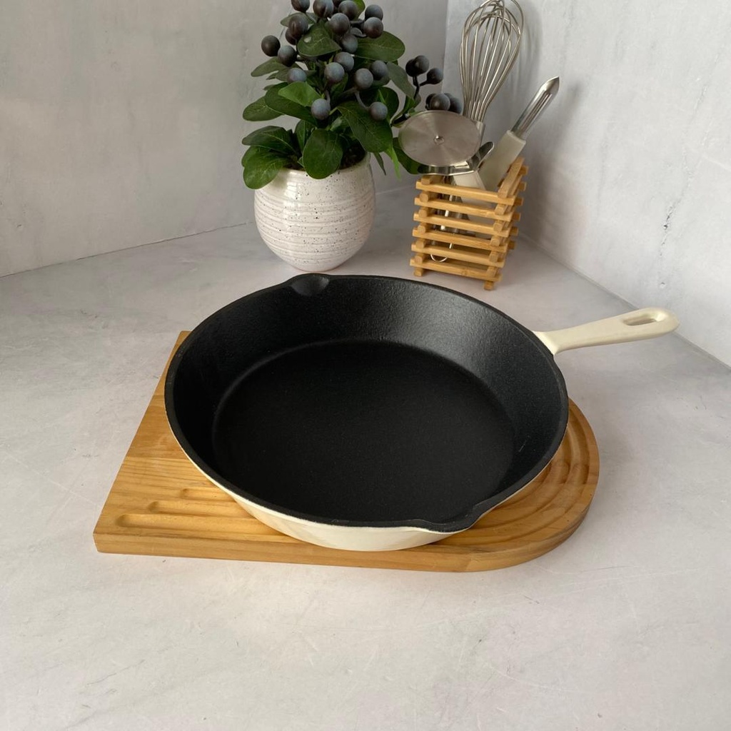 POELE EN FONTE 25.5CM BEIGE