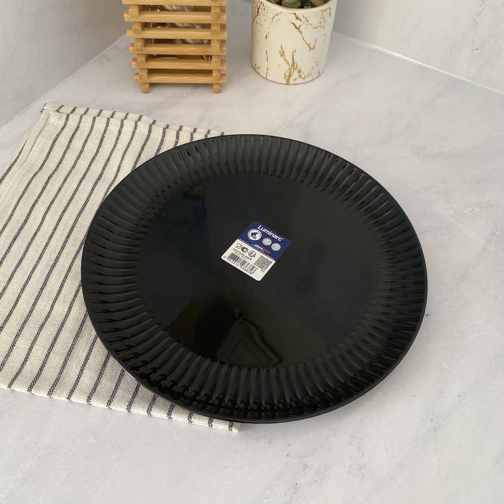 Cottage Noir Assiette Plate 25Cm