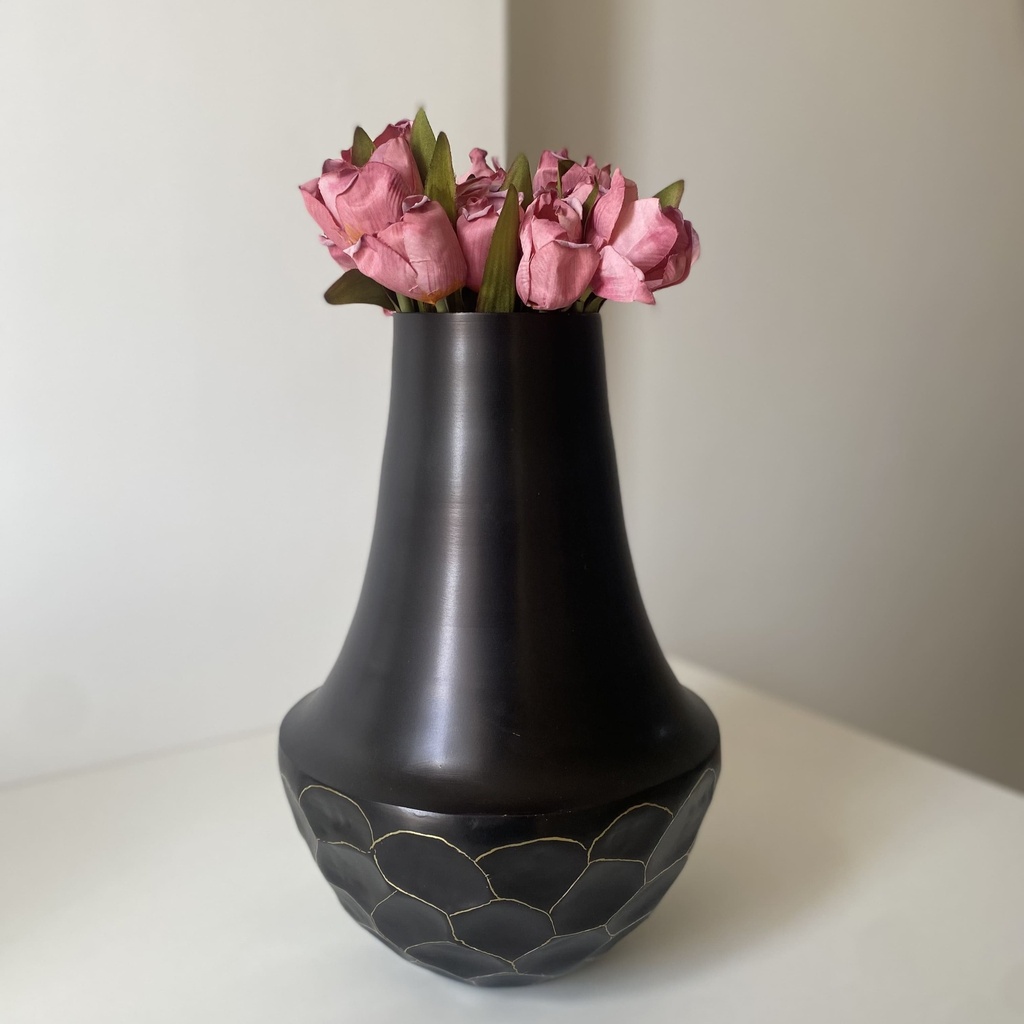 ELLA VASE MEDIUM