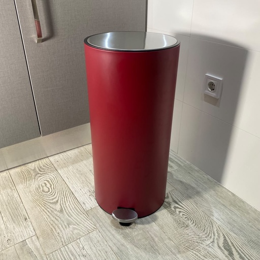 [72861-HF003R] Poubelle à pédale Jobs30 L à fermeture douce – rouge mat